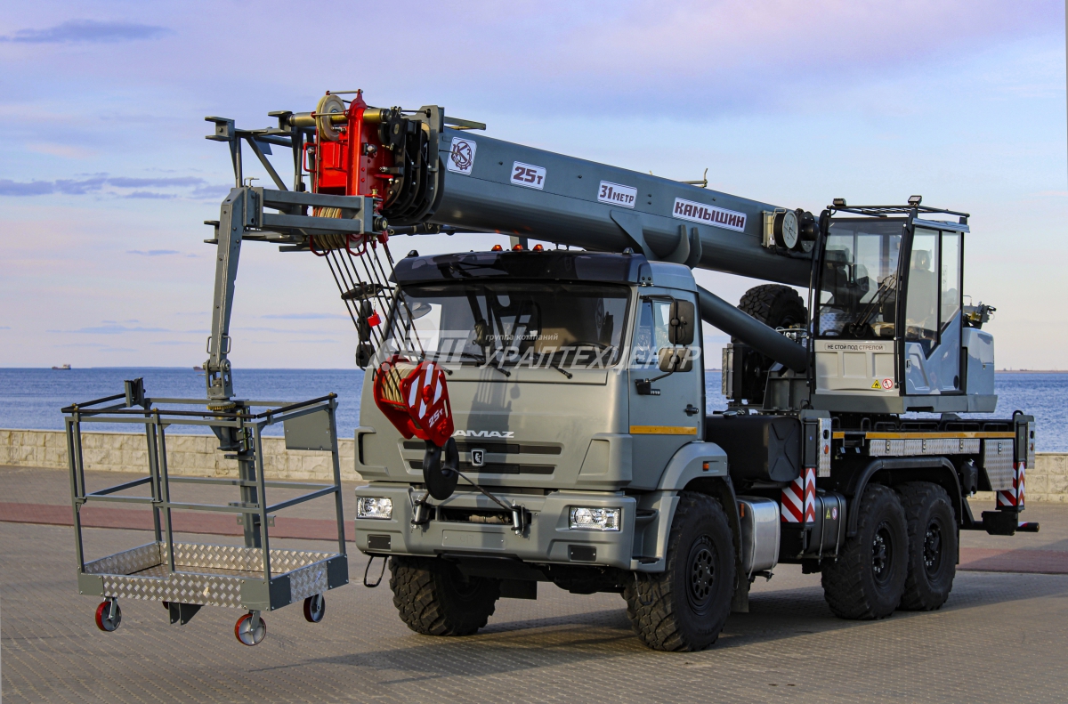 Камаз 43118 Автокран