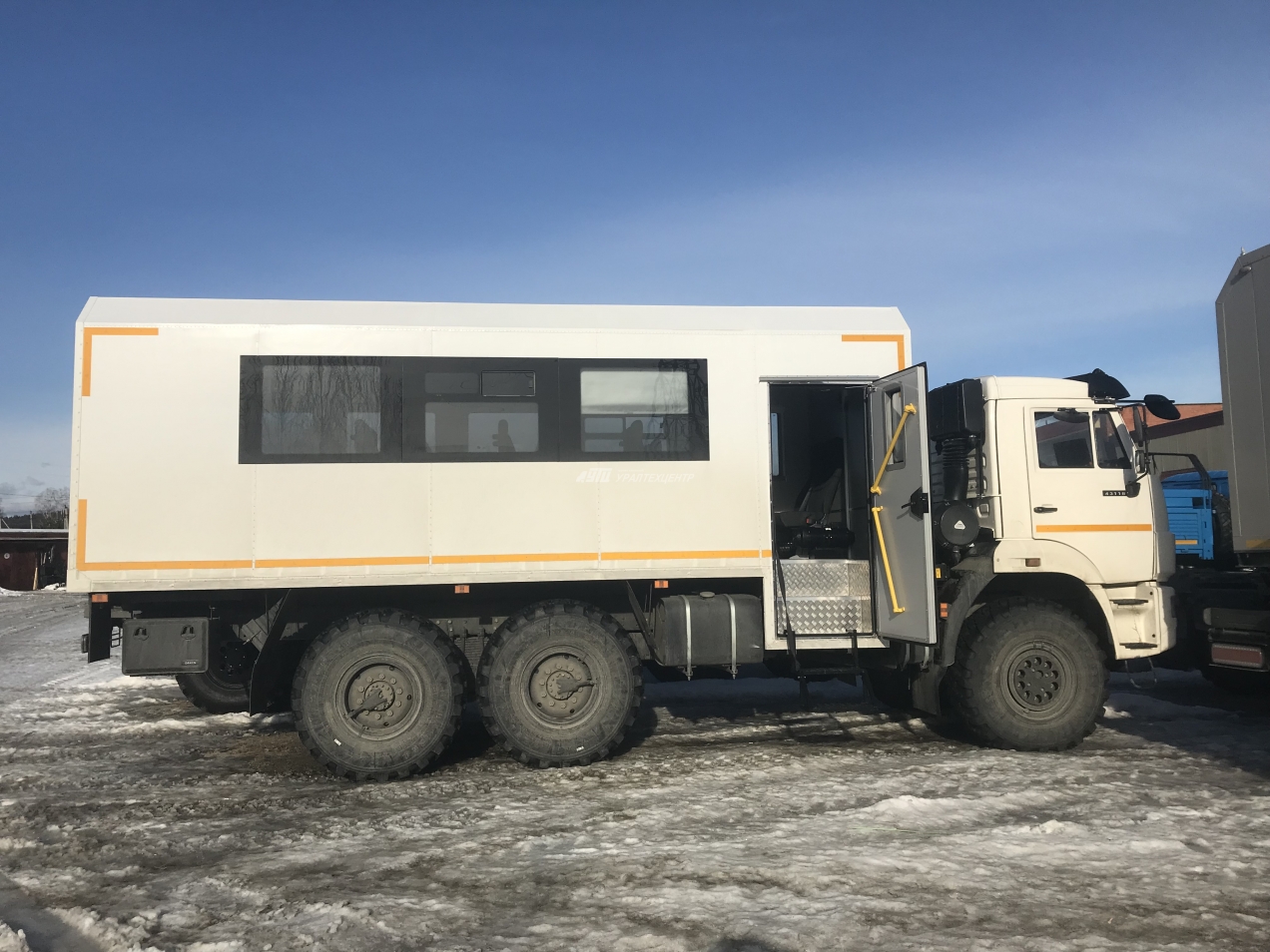 Камаз 43118 Салон