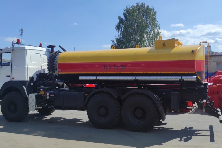 Автоцистерна для технической воды АЦВ-14 на шасси МАЗ 6317